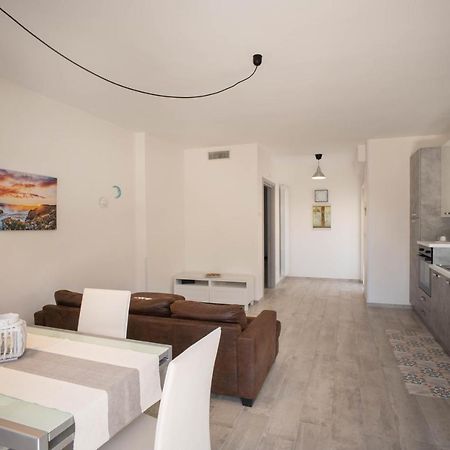 Wepuglia - Sunflower House Monopoli Buitenkant foto
